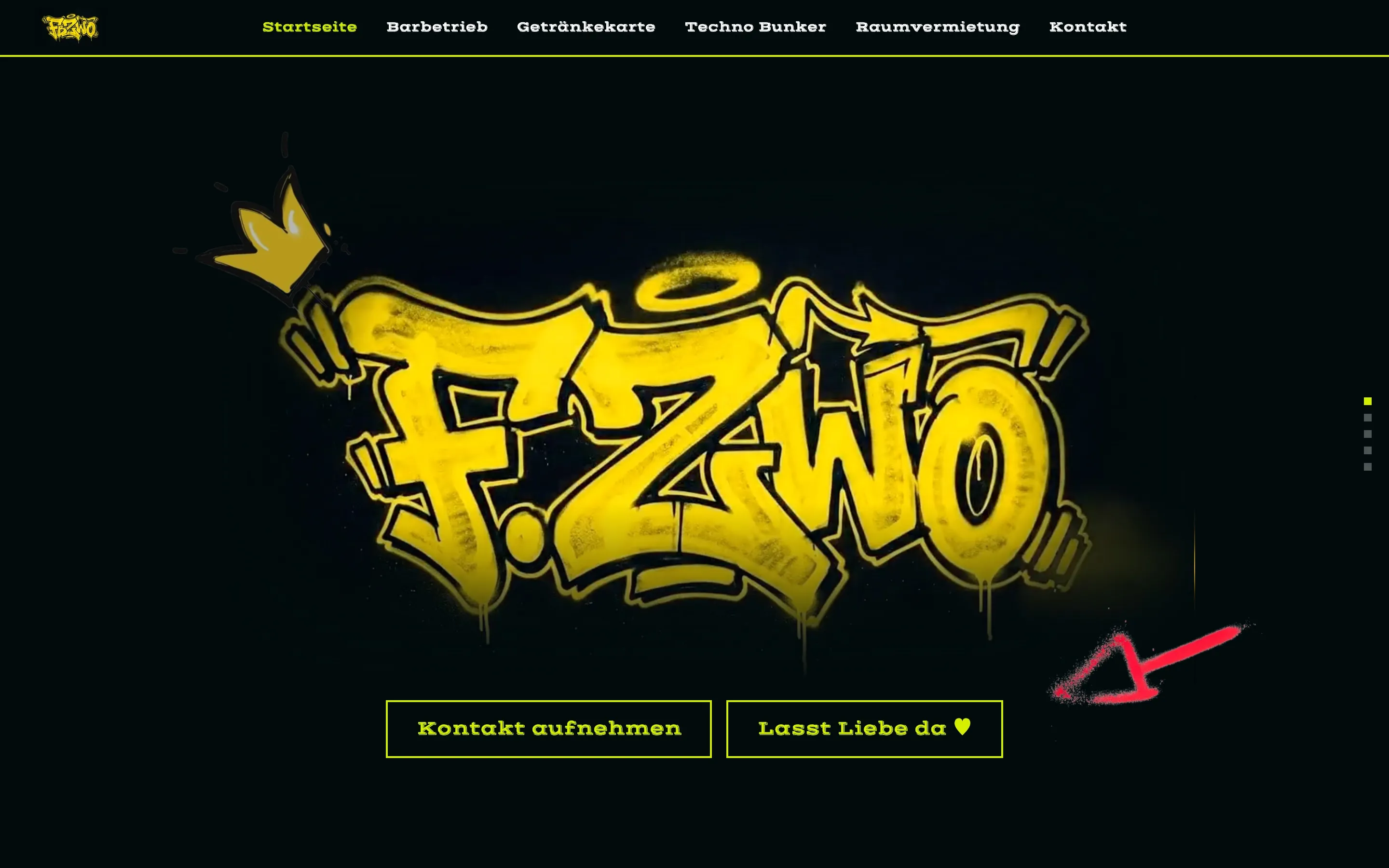 Startseite des F.Zwo mit gelbem Graffiti-Schriftzug auf dunklem Grund